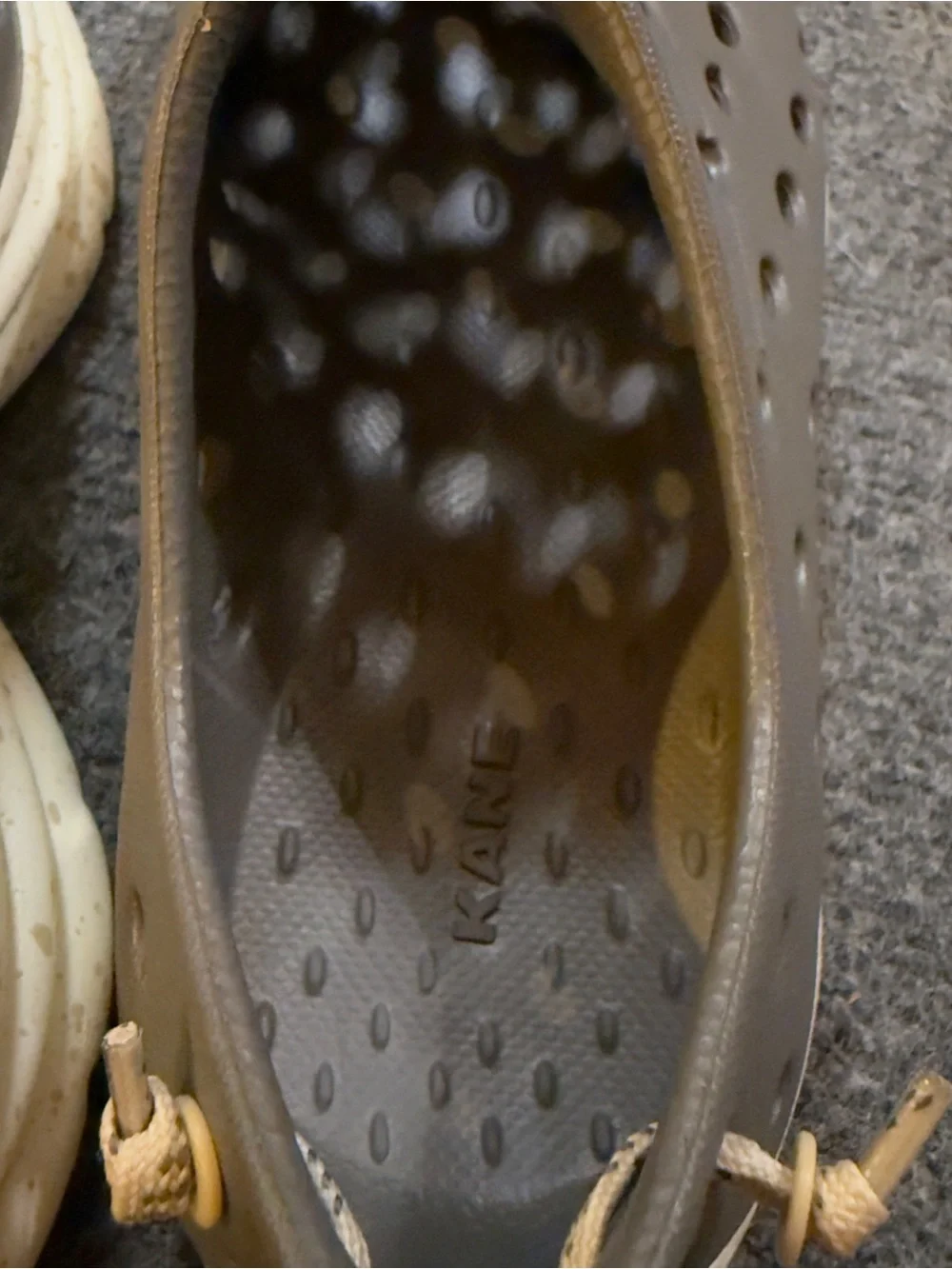 Kane Recovery Shoe Sneaker in Bark and Cream Sparkle M8/W10 Worn Once!